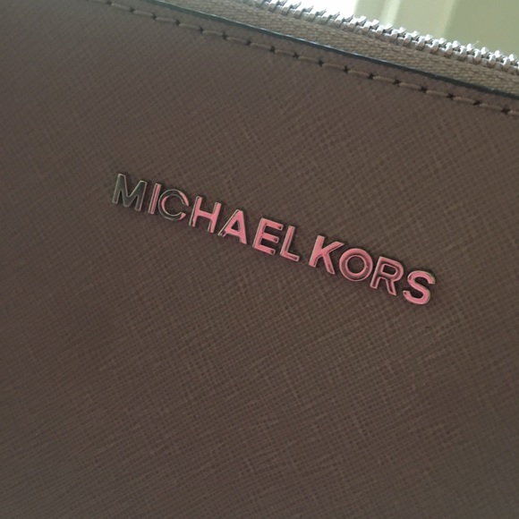 Michael Kors Grey Handbag - Picture 4 of 5